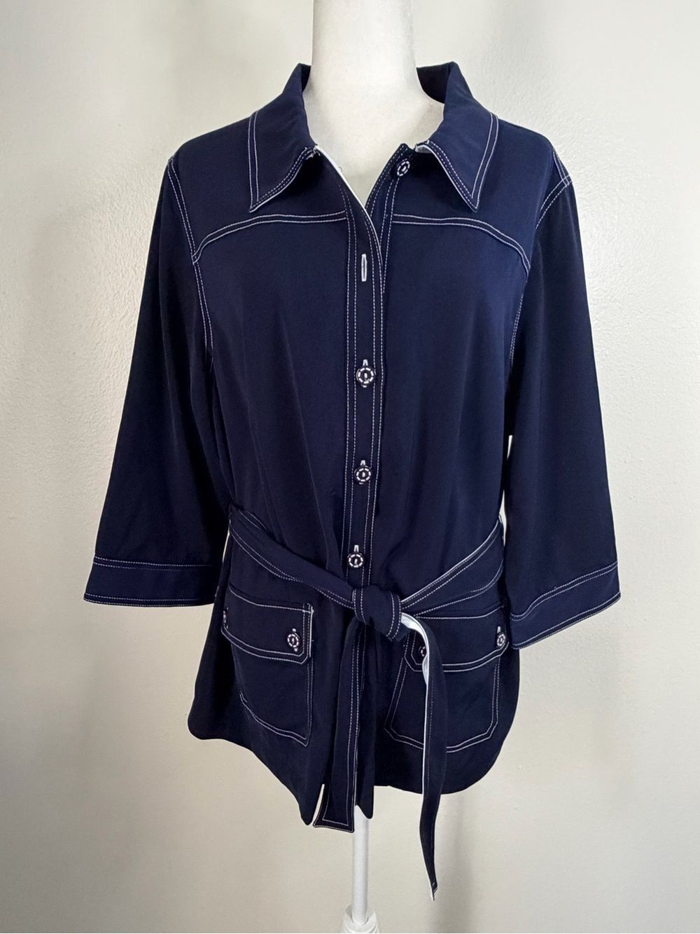 Susan Graver Jacket Navy W/ White Contrast Stitching Button Front Lightweight 1X